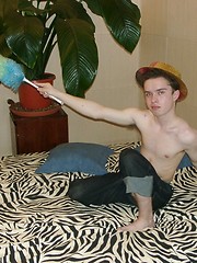 Wanking on the bed - Diabolito - teen twink