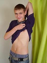 Nude teen boy model Onix poses
