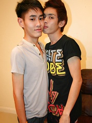 Boyfriends play with boundaries in this Twink Cuffed pics